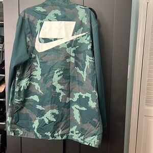 Nike Camo utility jacket. Men’s Size L.